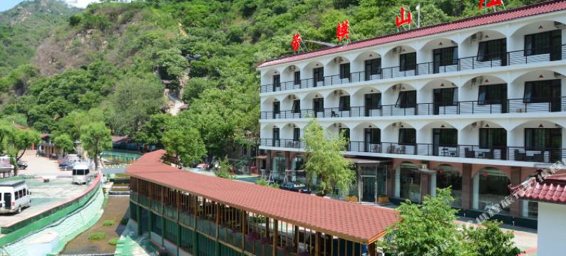 北京劳模山庄图片