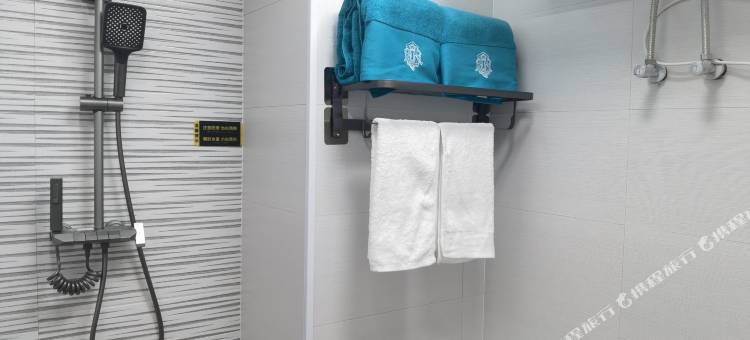 禹威商务民宿(中心广场店)图片