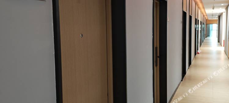 铂顿云端公寓(龙岗万科广场吉祥地铁站店)图片