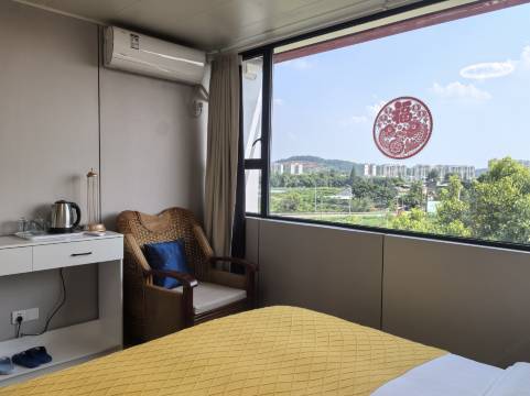 彭山龙溪休闲民宿