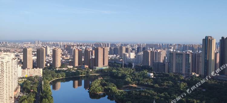 叁十贰电竞酒店(沈阳大学地铁站熙旺广场店)图片