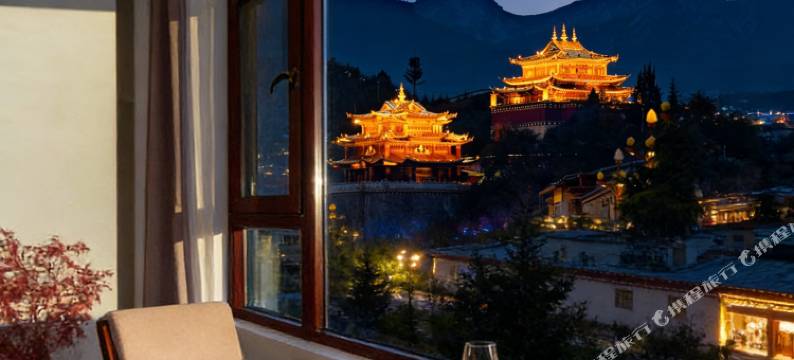 香格里拉隆幸达民宿(独克宗古城月光广场店)图片