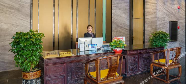 丽呈睿轩酒店(深圳宝安商业区上川地铁站店)图片