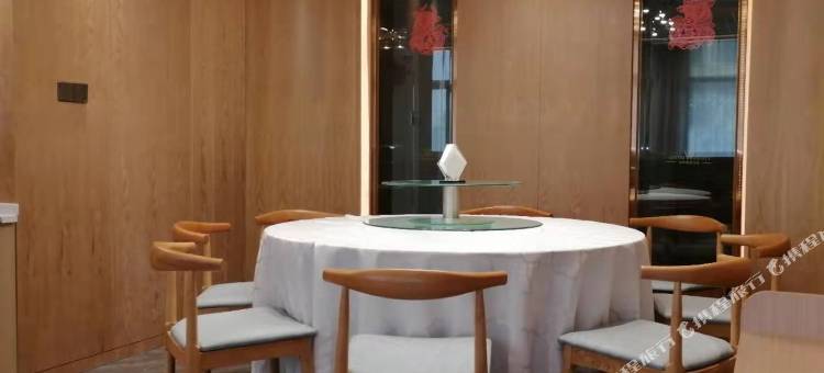 汝州逸万轻奢酒店图片