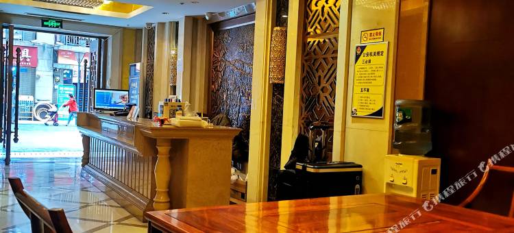 重庆渝阁楼酒店(弹子石地铁站国际社区店)图片