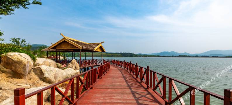 美人鱼假日酒店(镇江方山湖店)图片