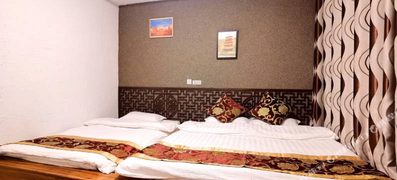 敦煌唐轩青年客栈(鸣沙山月牙泉店)图片