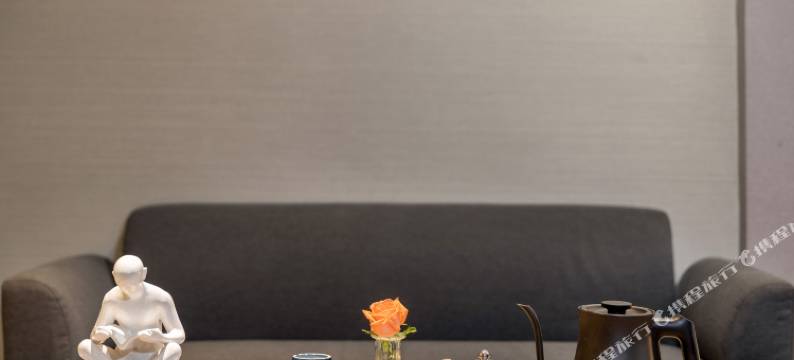 云雅酒店(深圳大浪商业中心元芬地铁站店)图片