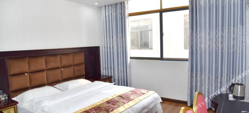 华驿酒店(黄冈军诚大厦店)图片