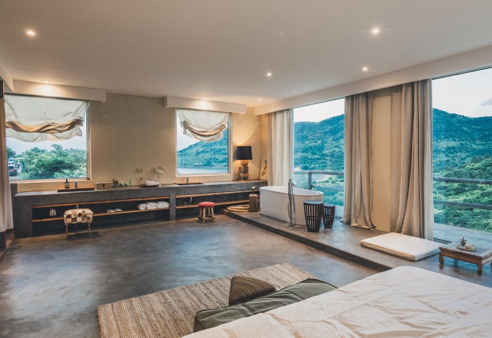 Vacation Kangaroo Hotel Hotel Overview