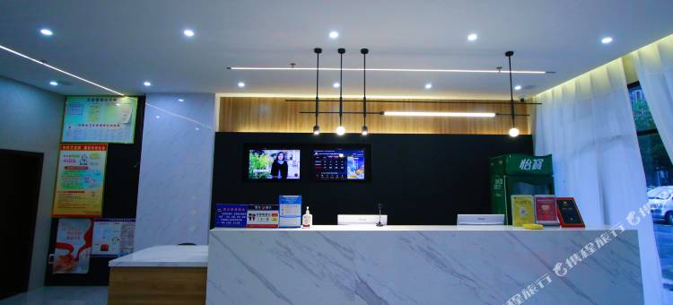 如家睿柏·云酒店(钦州湾广场店)图片