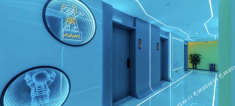 IU酒店(泸州步步高新天地店)图片