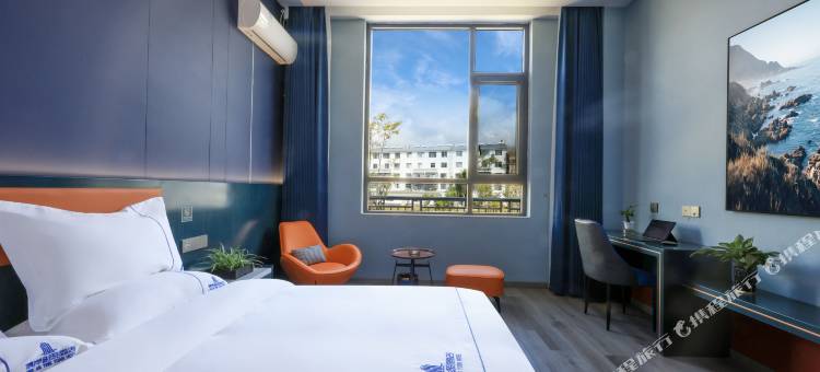 景岸尚庭影院酒店(凤庆客运站店)图片