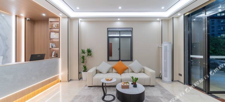 壹璟公寓(湛江中心人民医院东门湛江西站店)图片