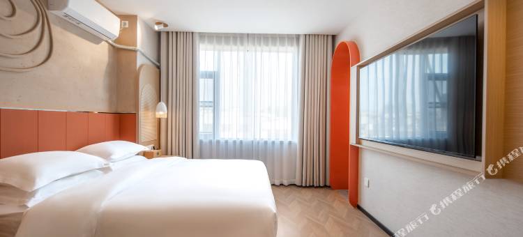 果岭19号酒店(西峡白羽路店)图片