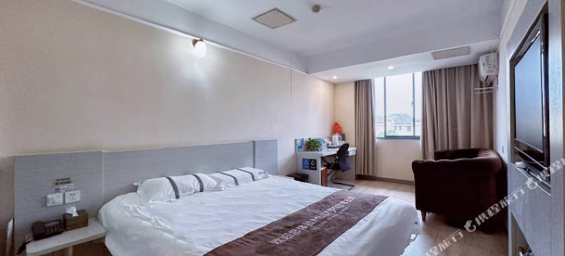 昆山蓝天商务连锁酒店(花桥花溪公园地铁站店)图片