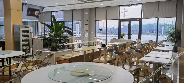 维也纳3好酒店(滨海港高铁站医药产业园店)图片