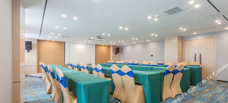 凯里亚德酒店(武汉江夏大学城店)图片