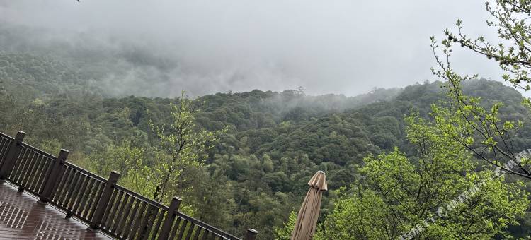 黄山西窗山舍民宿(黄山风景区西门售票处店)图片