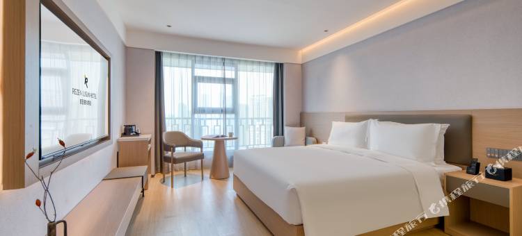 麓尚酒店(长沙五一广场侯家塘地铁站店)图片