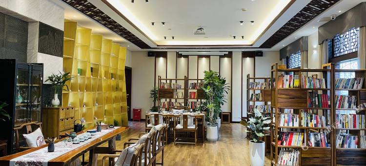 成都广元宾馆(西宸天街茶店子地铁站店)图片