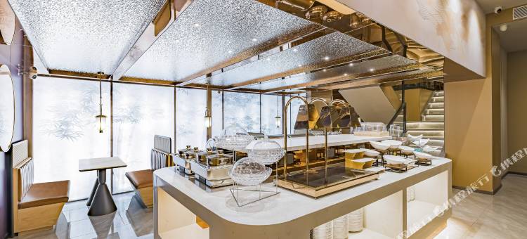 德全山水酒店(朝阳高铁站石佛营地铁站店)图片