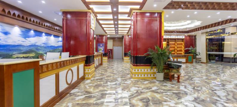 墨脱白玛谷大酒店(莲花公园店)图片