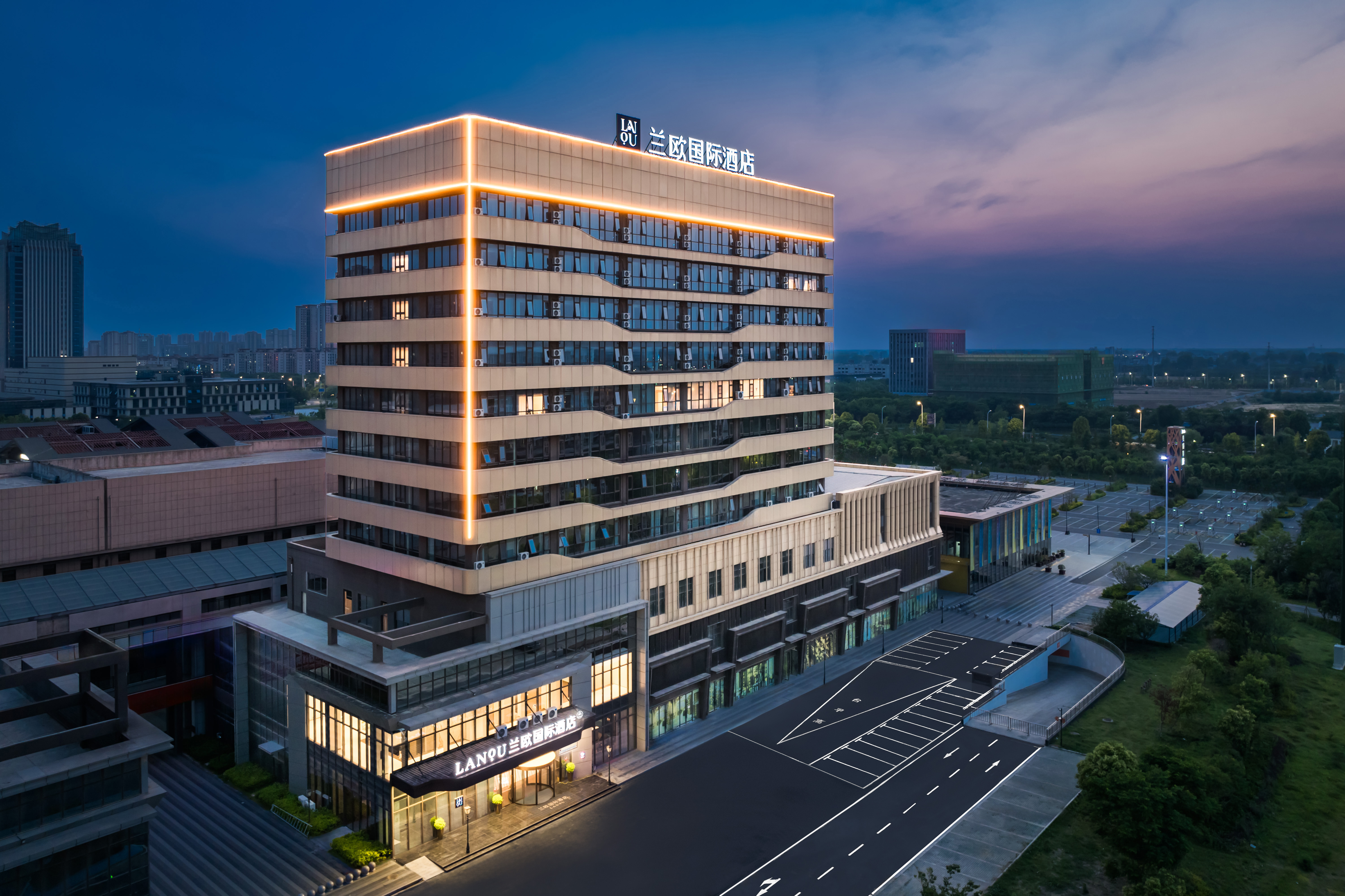 兰欧国际酒店（阜南奥特莱斯店）