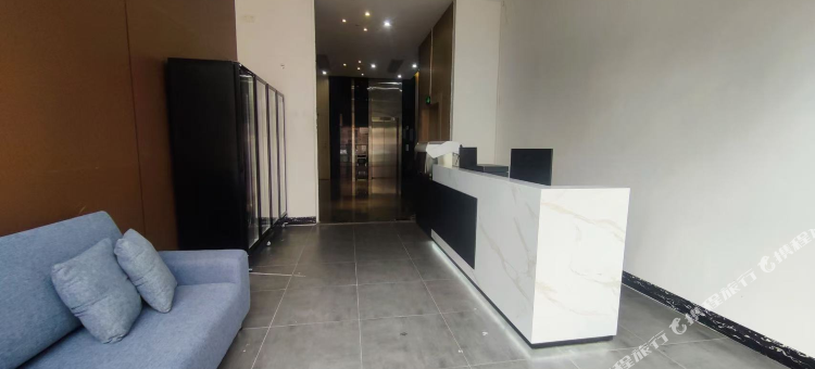 鲸逸电竞酒店(化州北京东三路店)图片