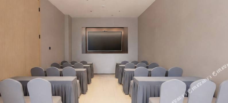 丽呈睿轩酒店(瑶湖东地铁站店)图片