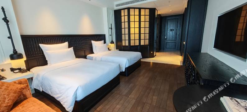 兰顿Q酒店(红河哈尼族彝族自治州建水小火车紫陶街店)图片