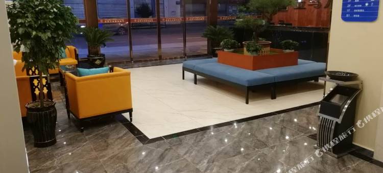 贡觉金鸟大酒店图片