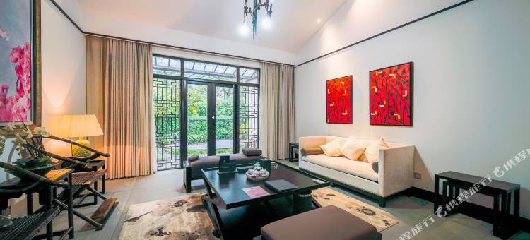 御泉山居秘境度假村图片