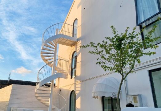 Amu Xiansen Guesthouse Hotel Overview