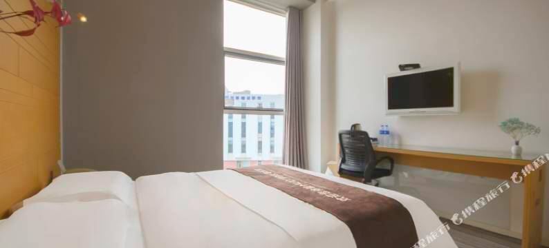 东伍·拾捌酒店(天津市滨海国际机场肿瘤医院空港医院店)图片