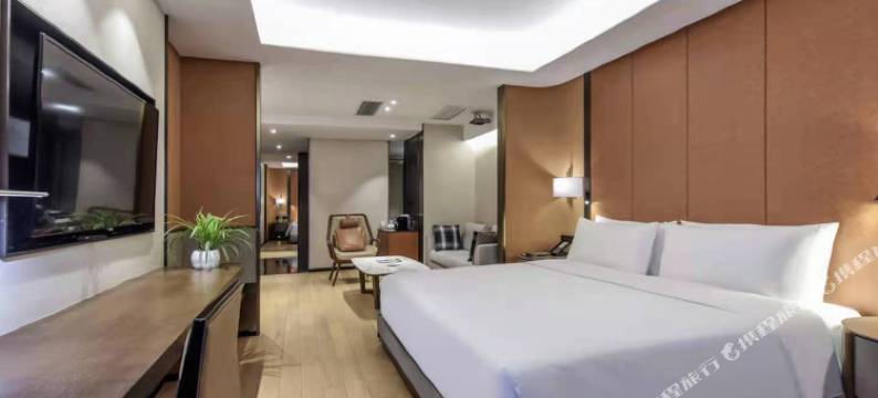 宽融全套房酒店(重庆冉家坝源著天街店)图片