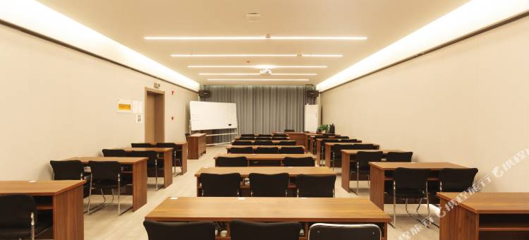 天然居宾馆(保定华北电力大学警官学院店)图片