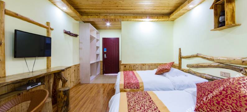 张家界玉平客栈(张家界国家森林公园店)图片