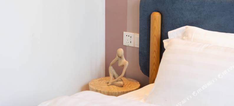 秘境酒店(武汉市民之家绿地汉口中心店)图片