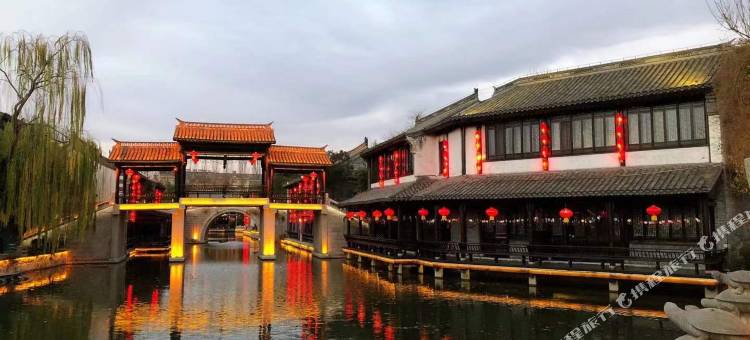 依云·湖畔空中合院客栈(台儿庄古城风景区店)图片
