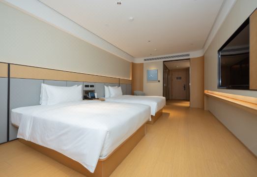 JI Hotel (Zhoukou Huanghe Road) Hotel Overview