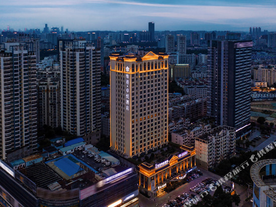 维港卓悦酒店(南宁国际会展中心东葛路地铁站店)