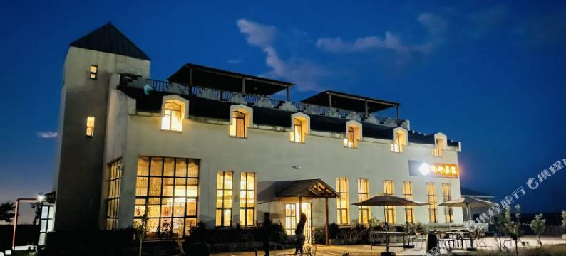 乌鲁木齐故乡庄院图片