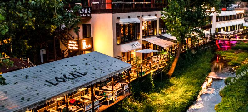 泰莲庭溪畔酒店图片