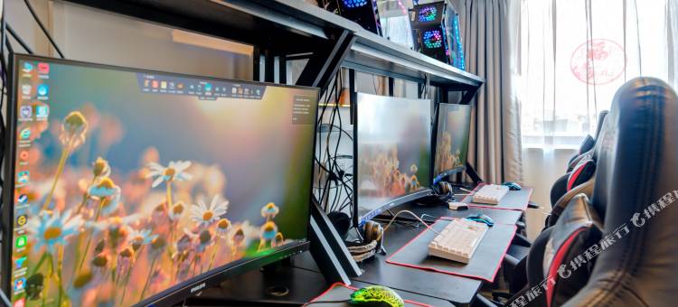 火豹电竞公寓(珠海金湾华发商都店)图片