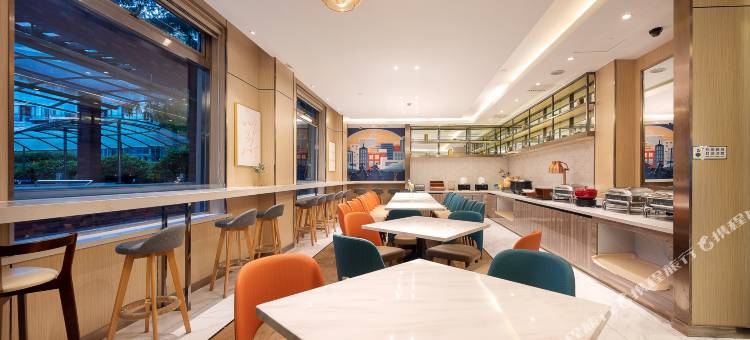 汉庭酒店(上海新国际博览中心龙阳路地铁站店)图片