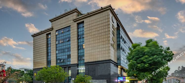 网鱼电竞酒店(南京江宁万达店)图片