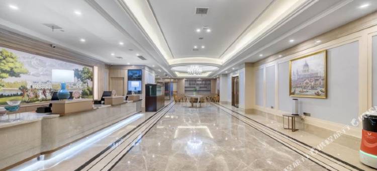 维也纳酒店(临沭顺河西街店)图片