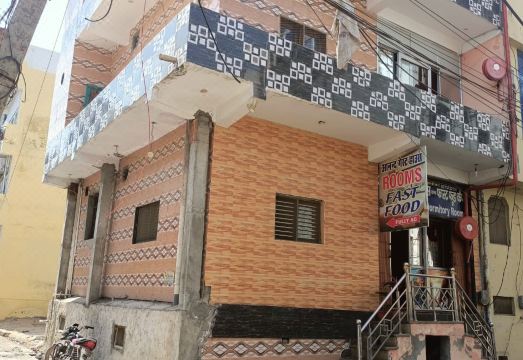 Goroomgo Anand Guest House Mathura Hotel Overview