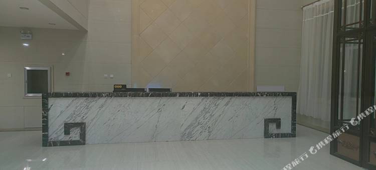 北极村峰悦之约酒店图片